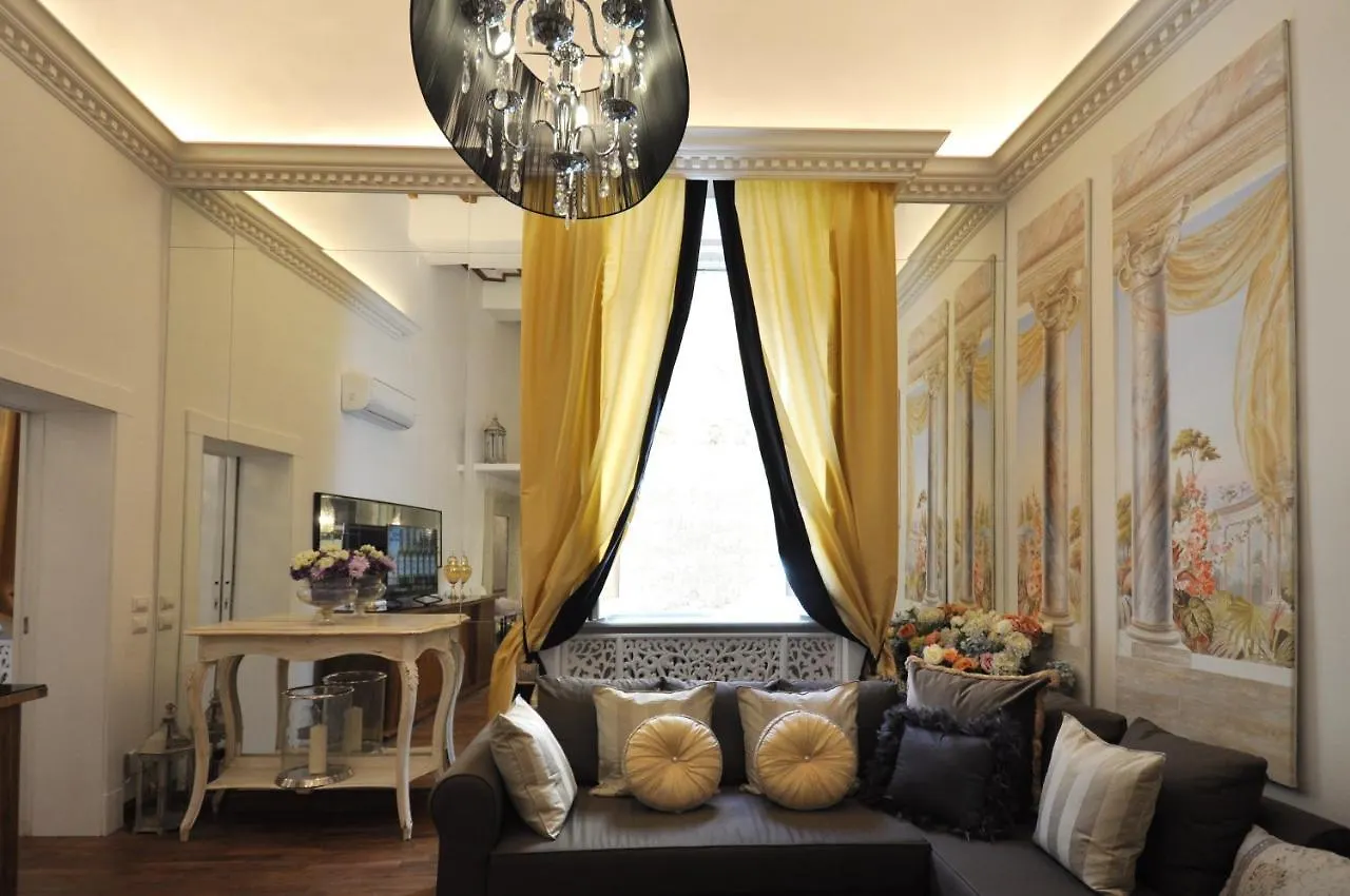 The Right Place 4U Roma Savelli Boutique Apartment